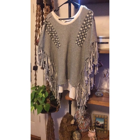 Sweaters - Fringe Poncho
